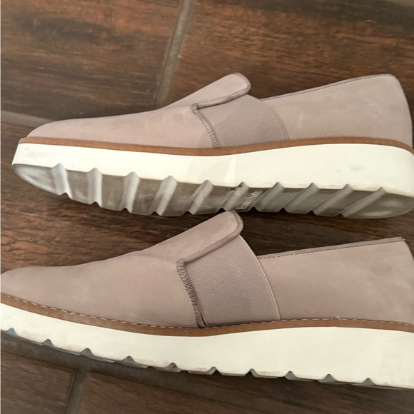 Franco Sarto Women's Beige Slip-On Loafers - Picture 3 of 6